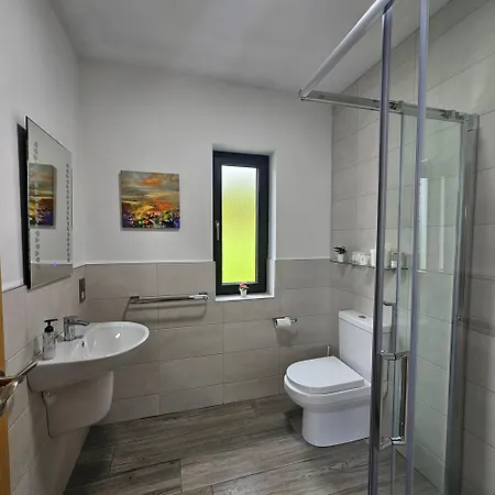 Homestay The Ce Hideout Tralee