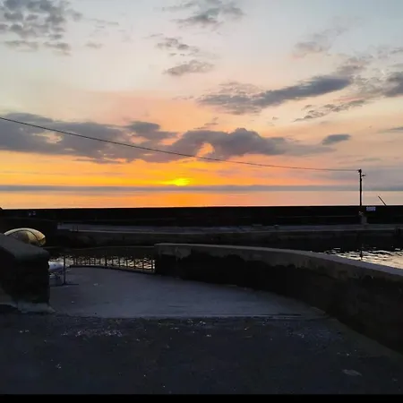 Δωμάτια σε οικογενειακή κατοικία The Ce Hideout