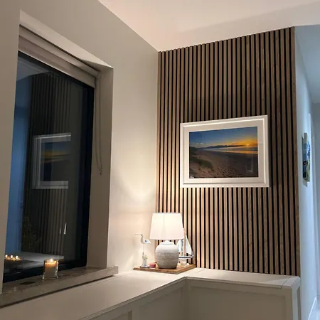 The Ce Hideout Τράλι